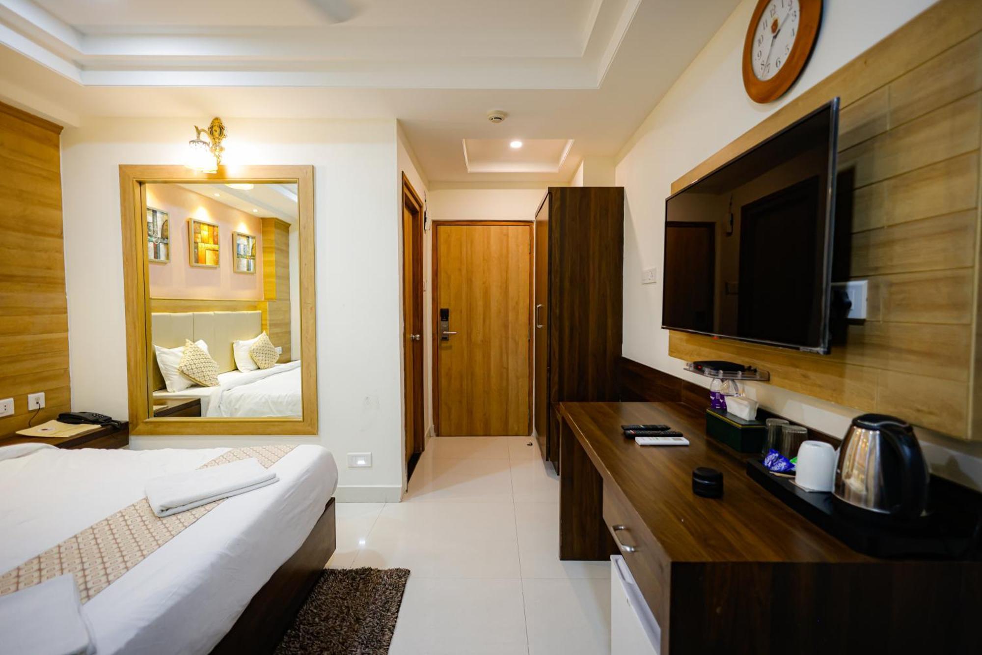 M Square Hotel Χιντεραμπάντ Εξωτερικό φωτογραφία